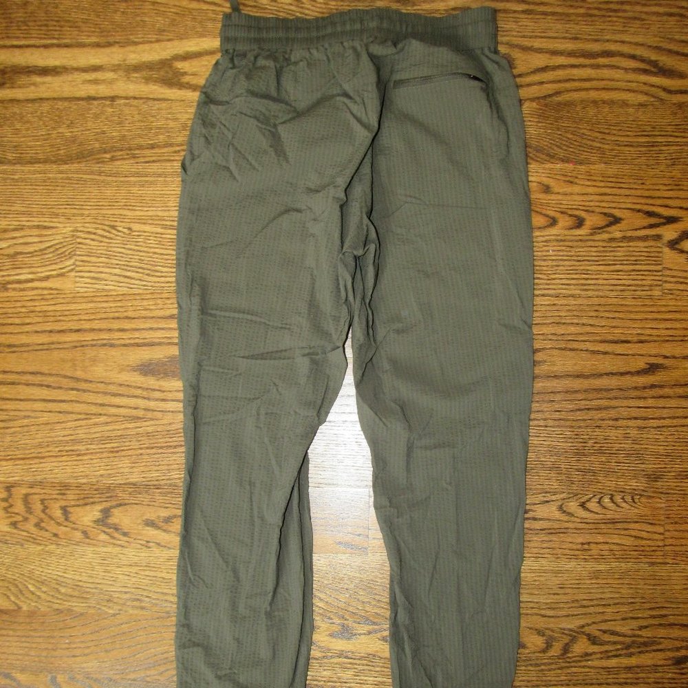 Lululemon Bowline Jogger Medium Olive